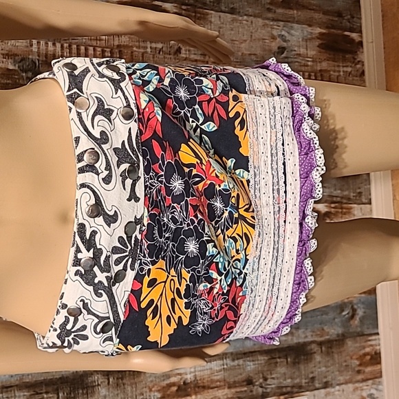 Adjustable ultra-mini skirt - Picture 6 of 7